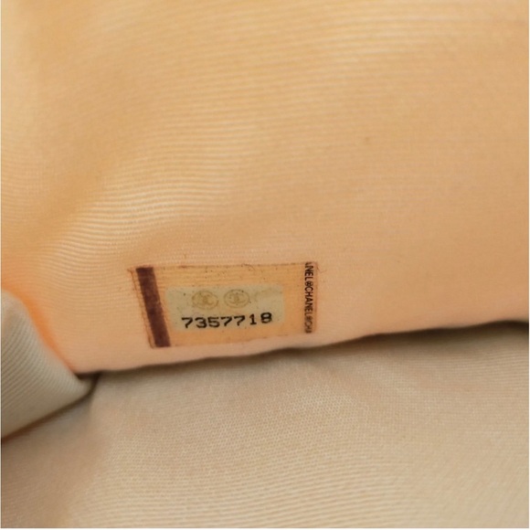 Chanel logo mania - Picture 3 of 5